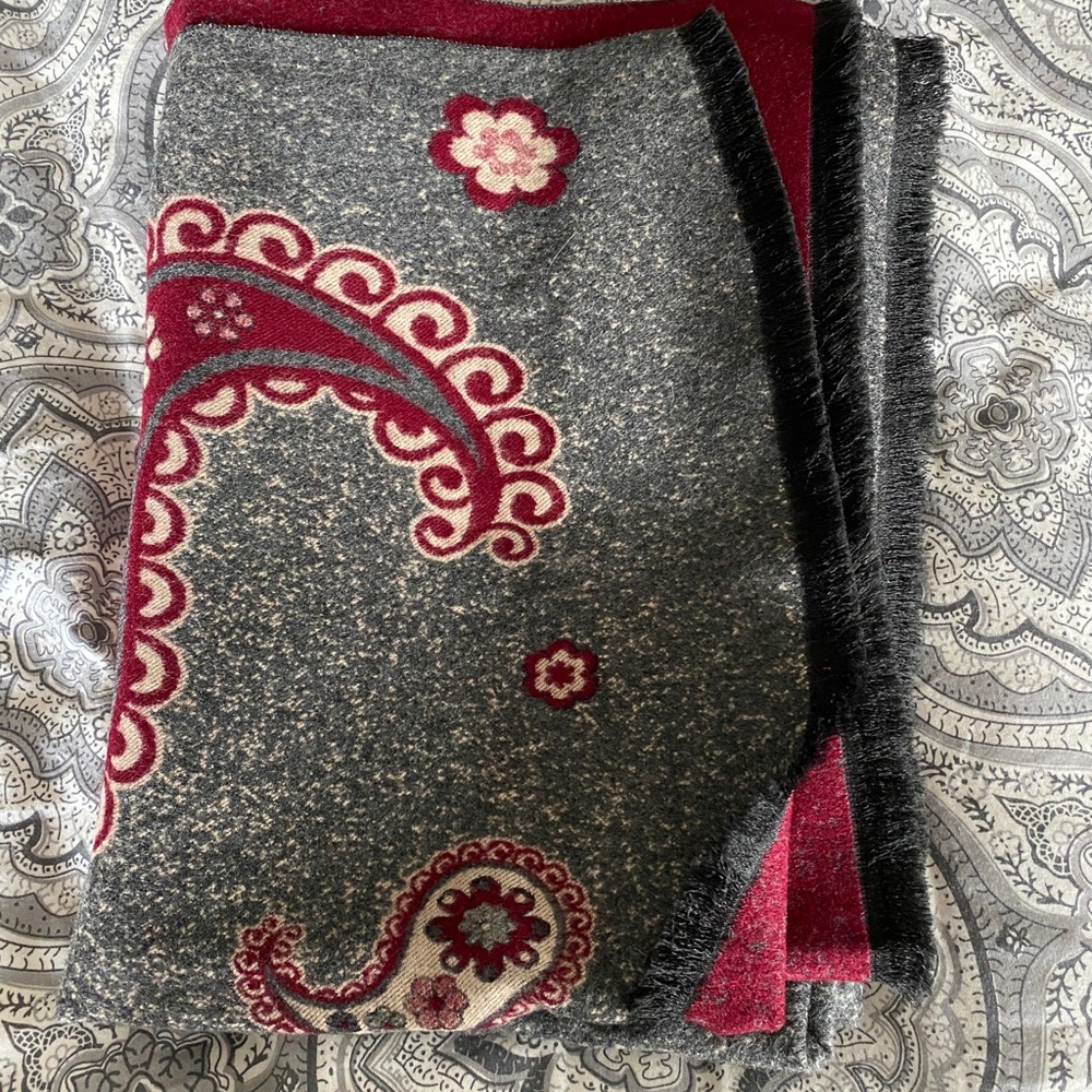 Super soft, dressy scarf